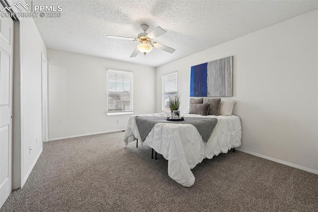 Image 16 of 33: Bedroom