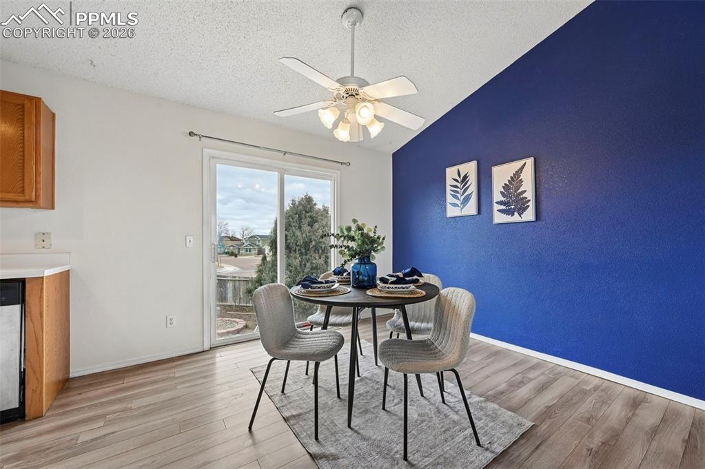 Image 4 of 33: Dining Area