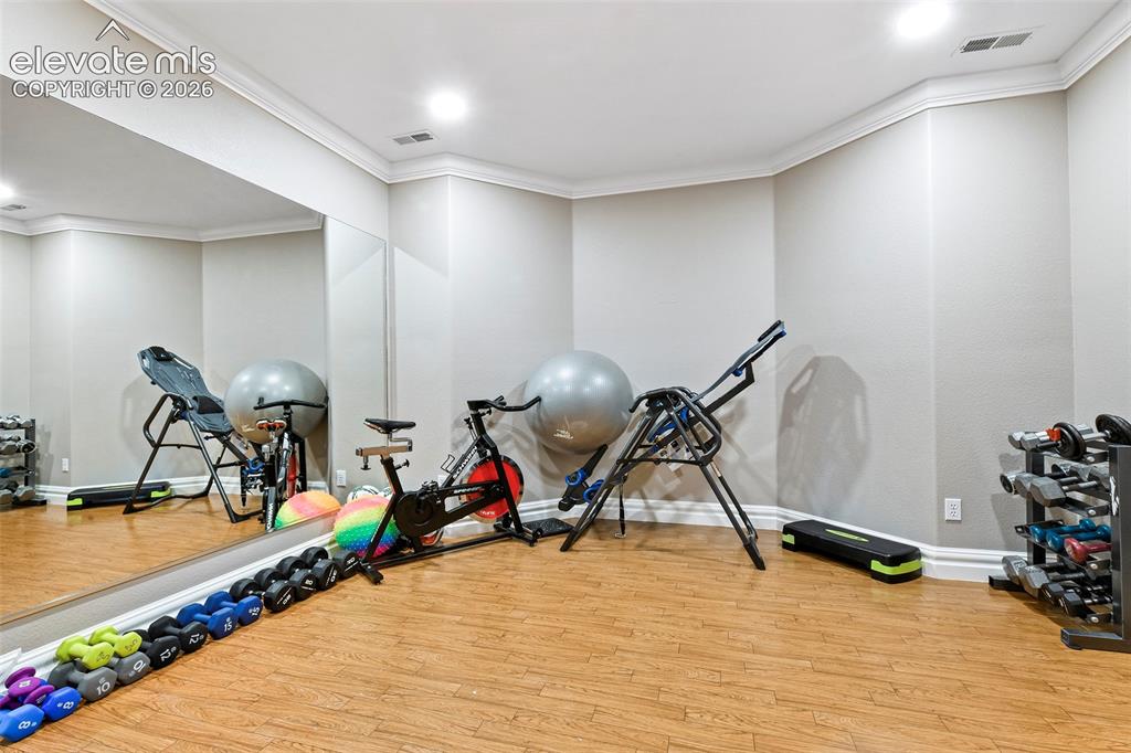 Image 30 of 42: Exercise Room