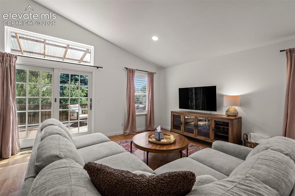Image 10 of 50: Living Room