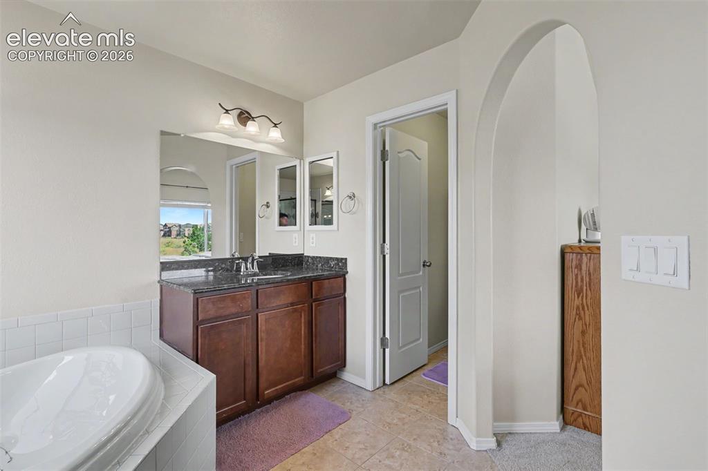 Image 22 of 47: Master Bathroom