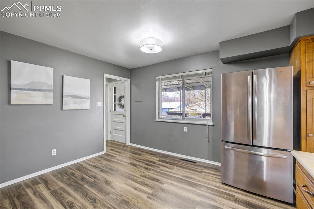 Image 13 of 37: Updated appliances, paint and flooring