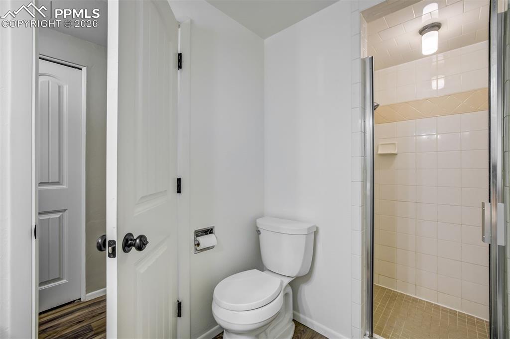 Image 30 of 37: Full bathroom in the lower level