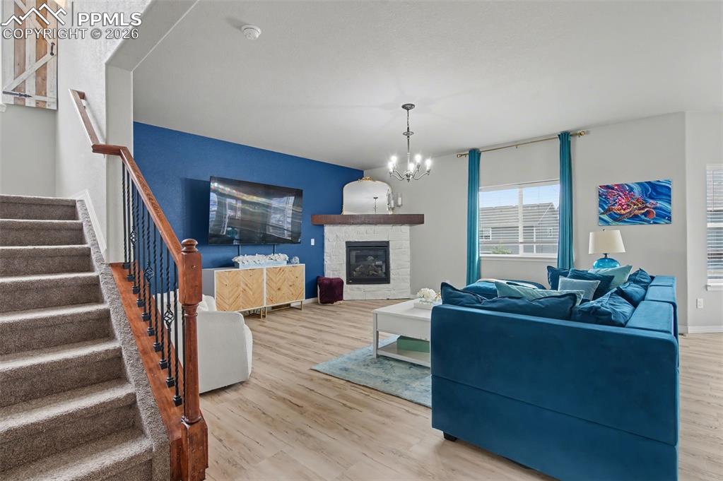 Image 10 of 50: Living Room