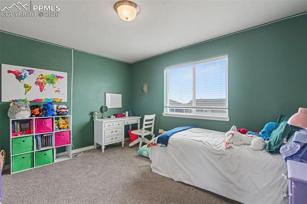 Image 24 of 50: Bedroom