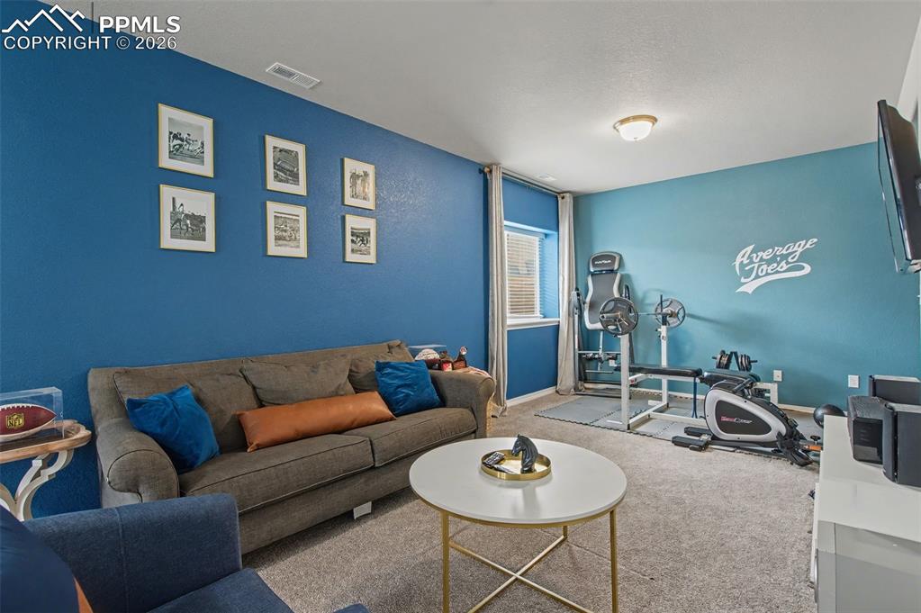 Image 30 of 50: Living Room