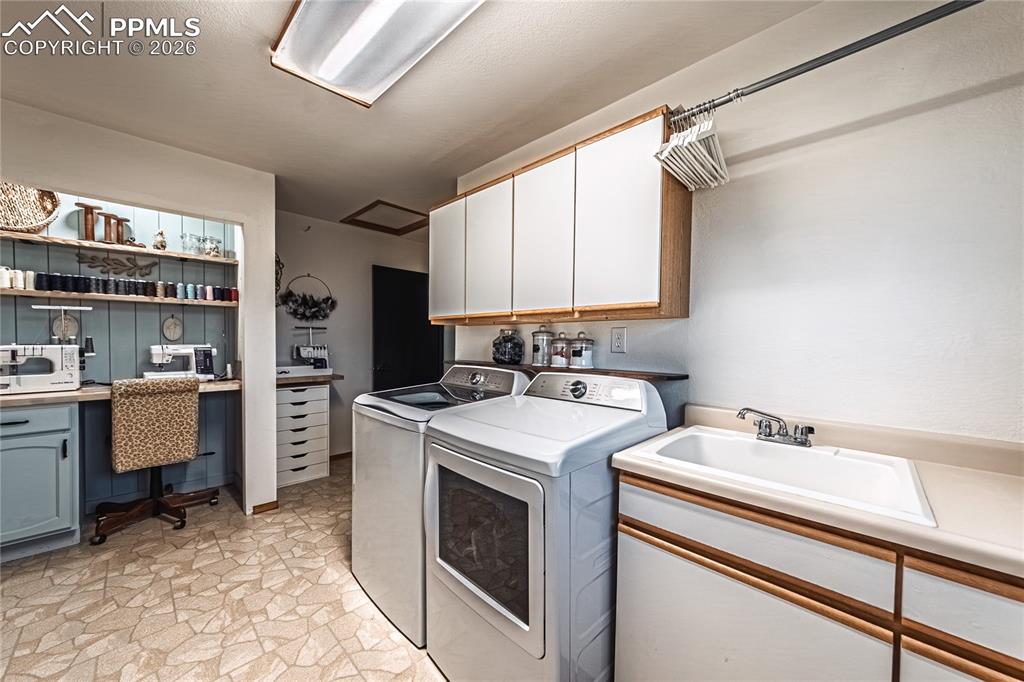 Image 28 of 47: Laundry