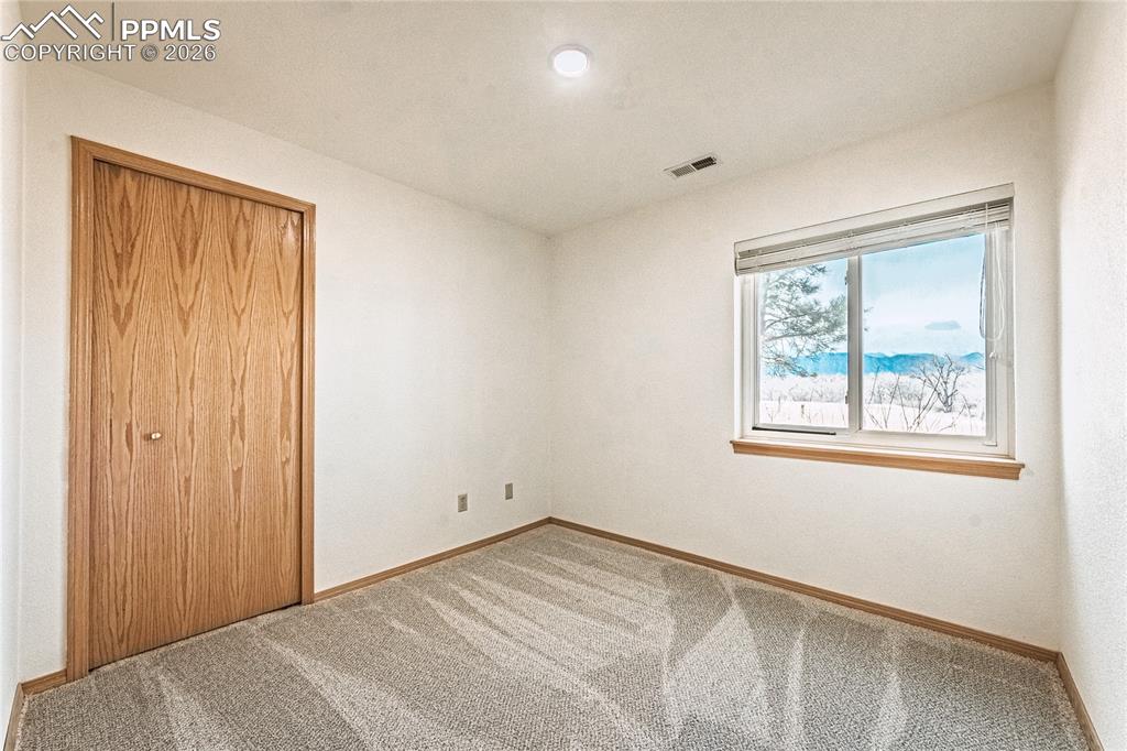 Image 36 of 47: Bedroom