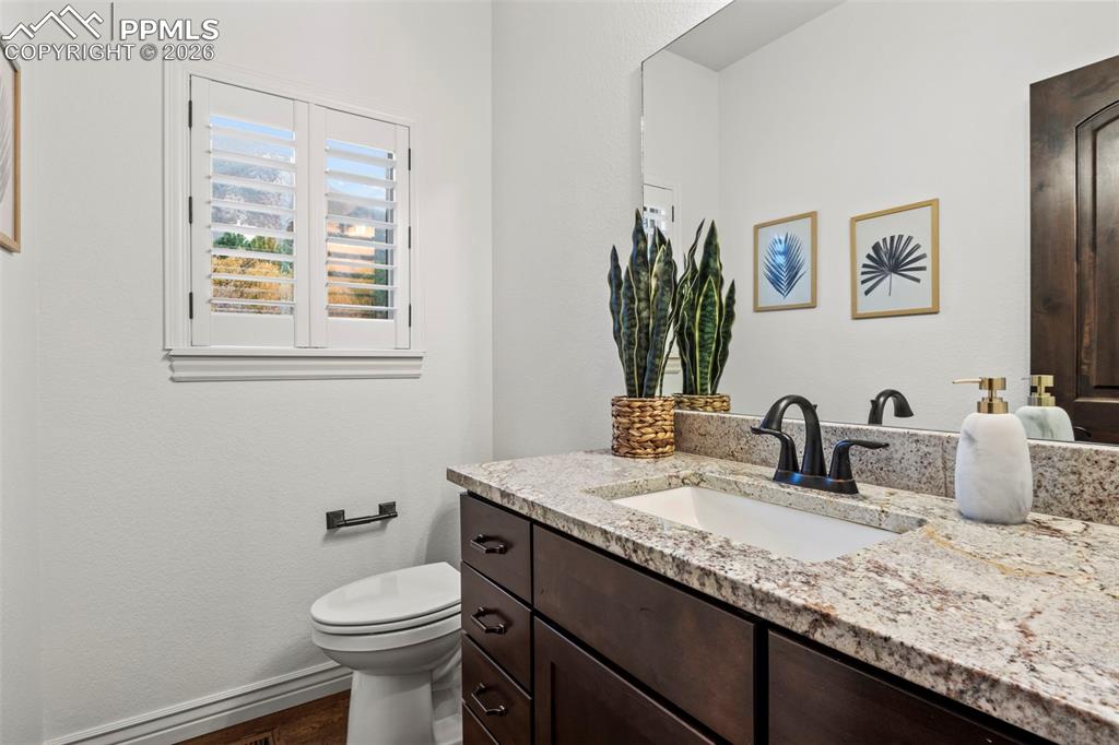 Image 19 of 44: Main Level Bathroom