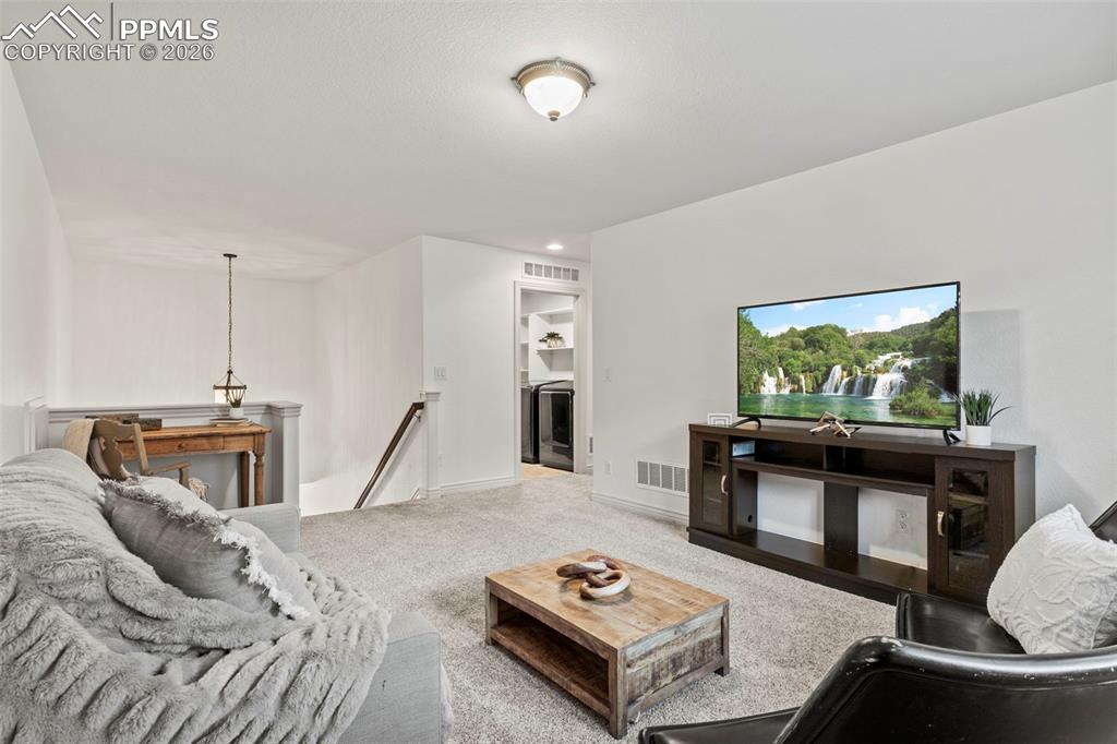 Image 23 of 44: Living Room