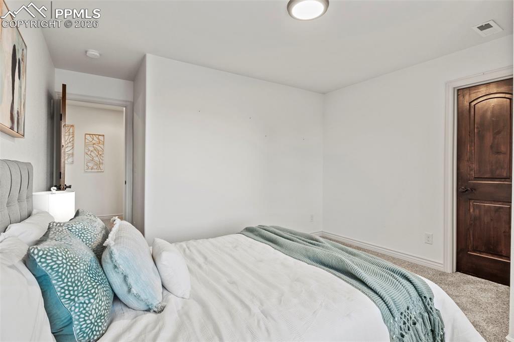 Image 36 of 44: Bedroom