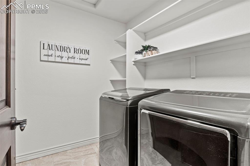 Image 39 of 44: Laundry