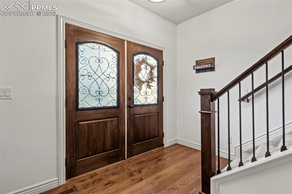 Image 5 of 44: Entry