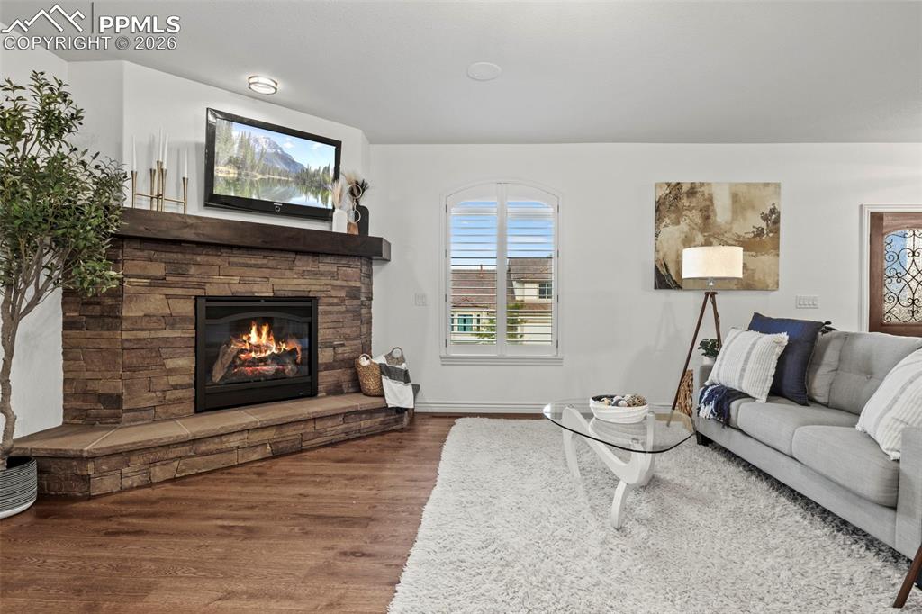 Image 9 of 44: Living Room