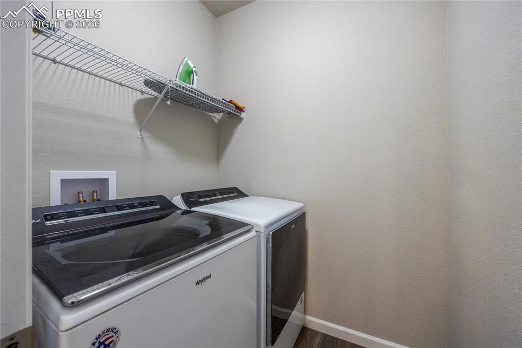 Image 17 of 35: Laundry