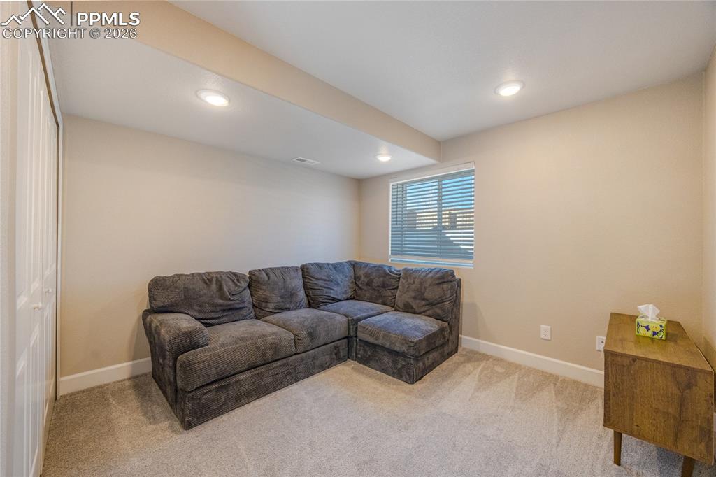 Image 18 of 35: Living Room