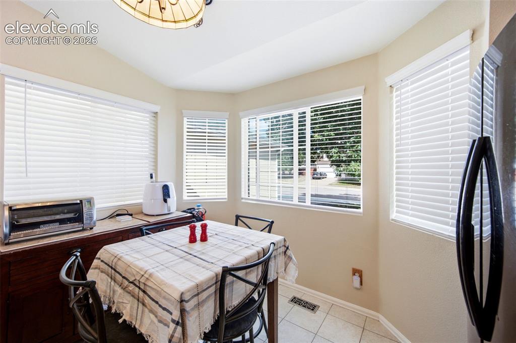Image 10 of 44: Dining Area