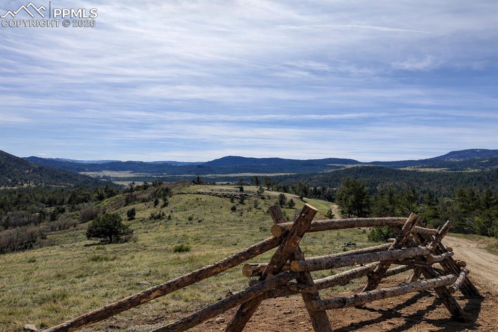 Image 23 of 26: View