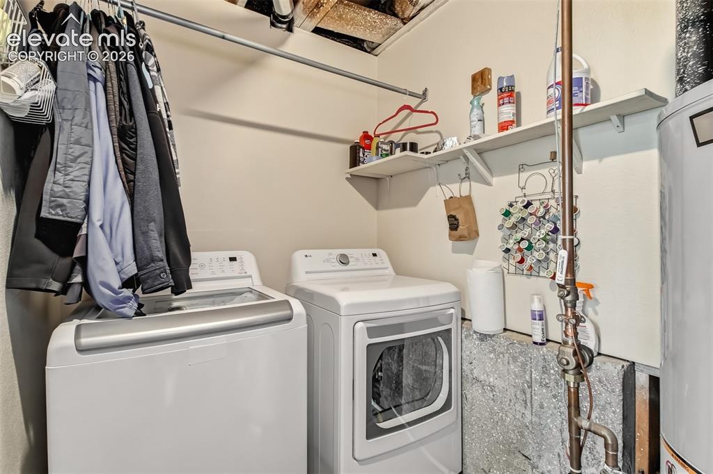 Image 38 of 39: Laundry utility room