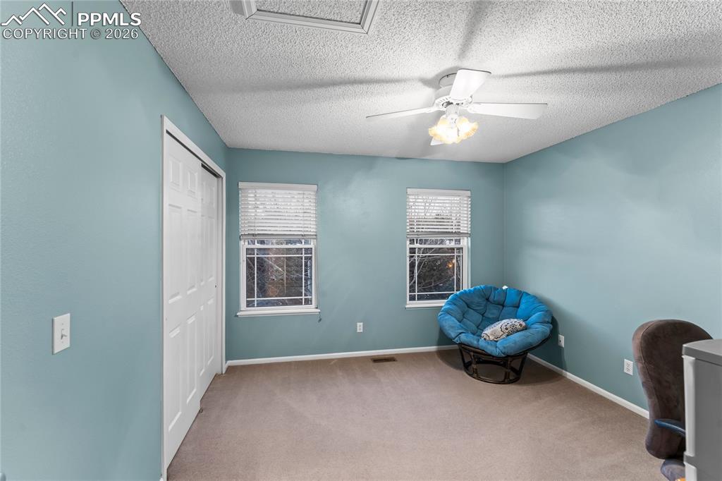 Image 30 of 44: Sitting Room