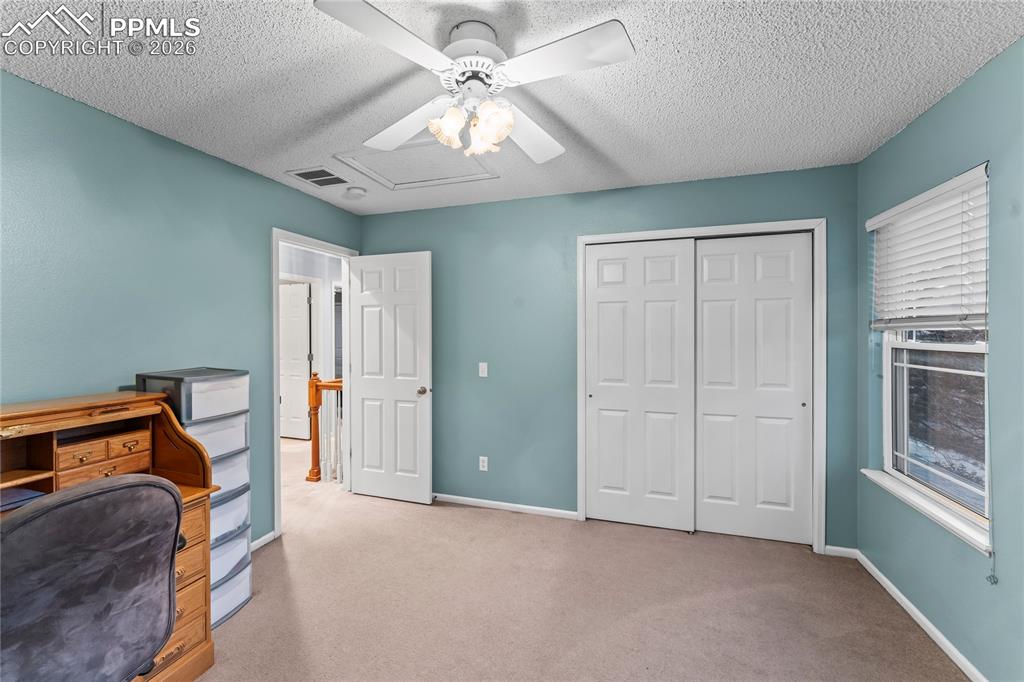 Image 31 of 44: Office