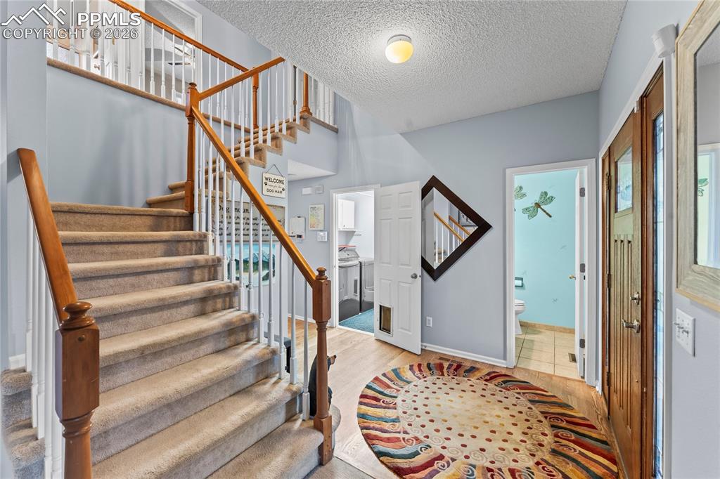 Image 6 of 44: Entry