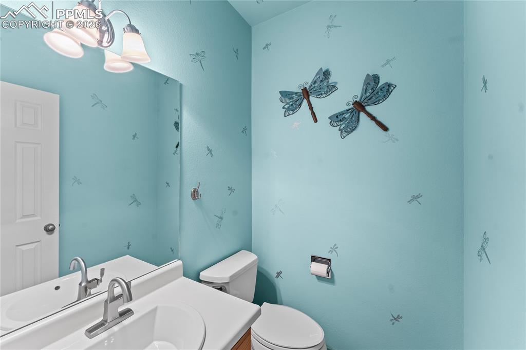 Image 7 of 44: Bathroom