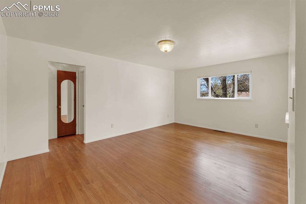 Image 7 of 25: Some mountain views