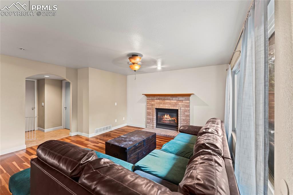 Image 11 of 38: Living Room