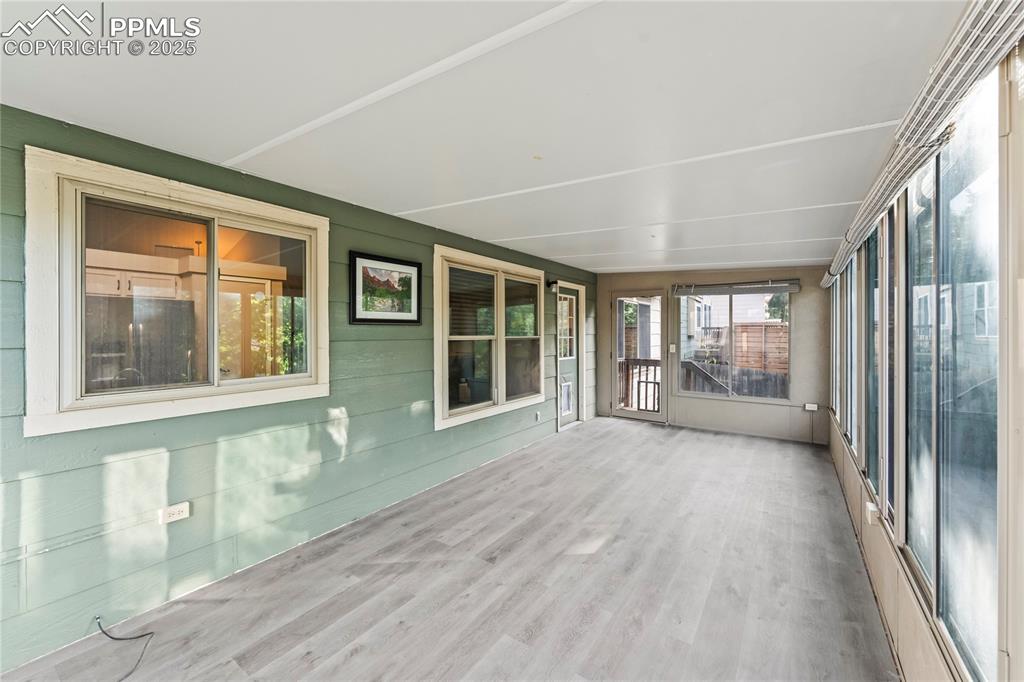 Image 16 of 38: Sun Room