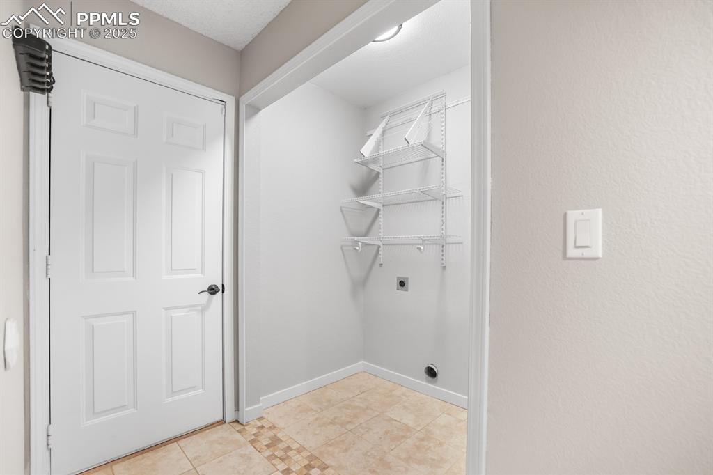 Image 29 of 44: Laundry