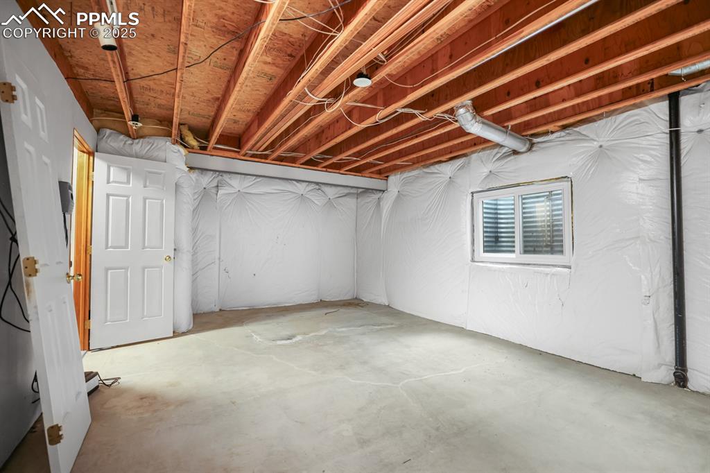 Image 35 of 44: Basement