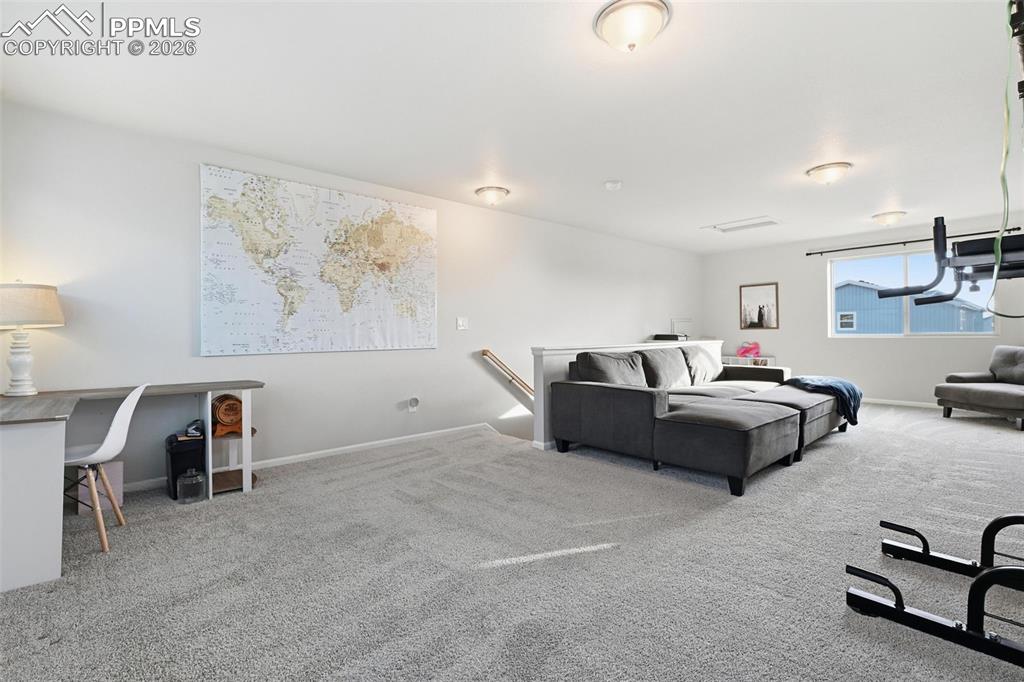 Image 22 of 24: Living Room