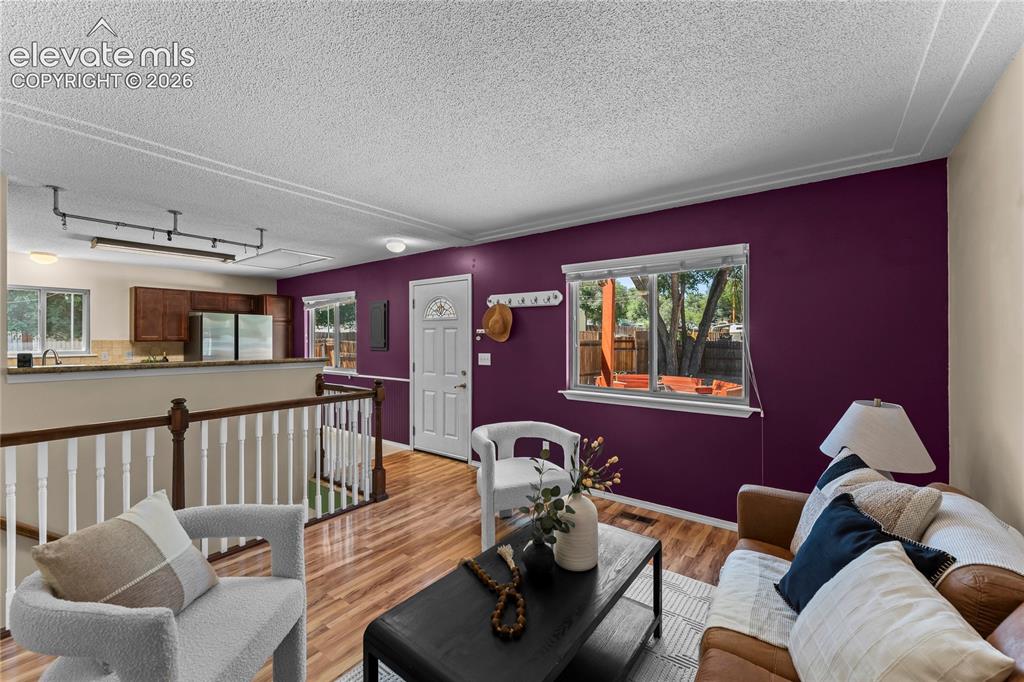 Image 6 of 40: Living Room