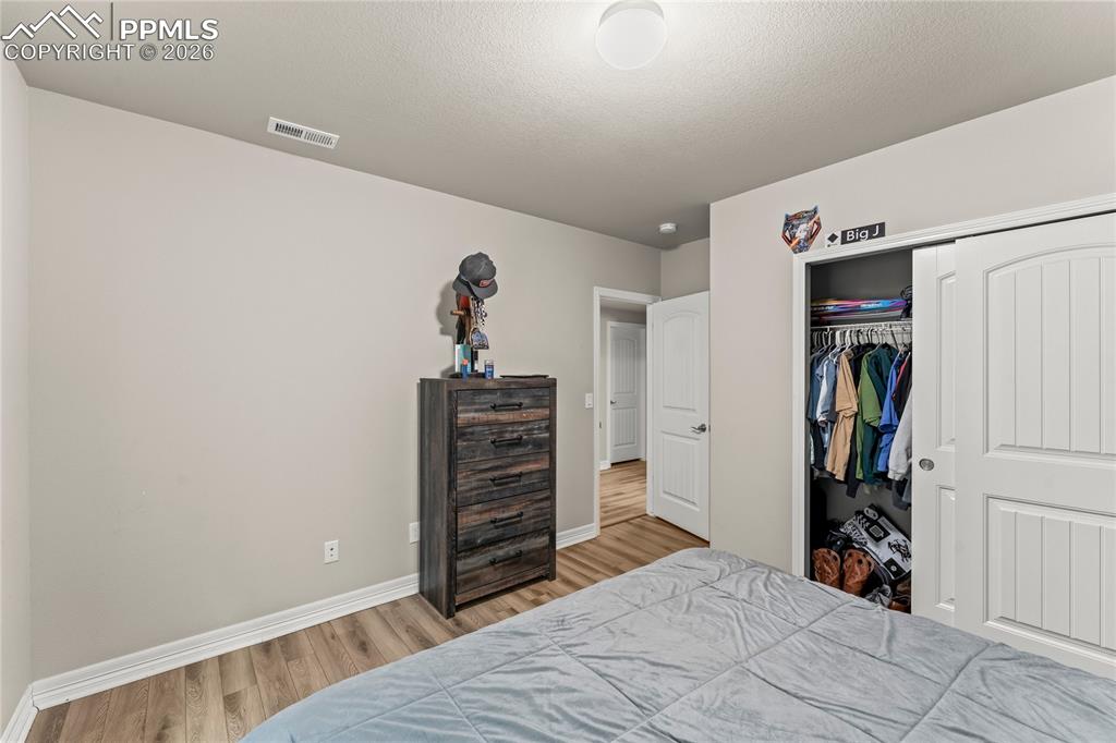 Image 23 of 28: Bedroom