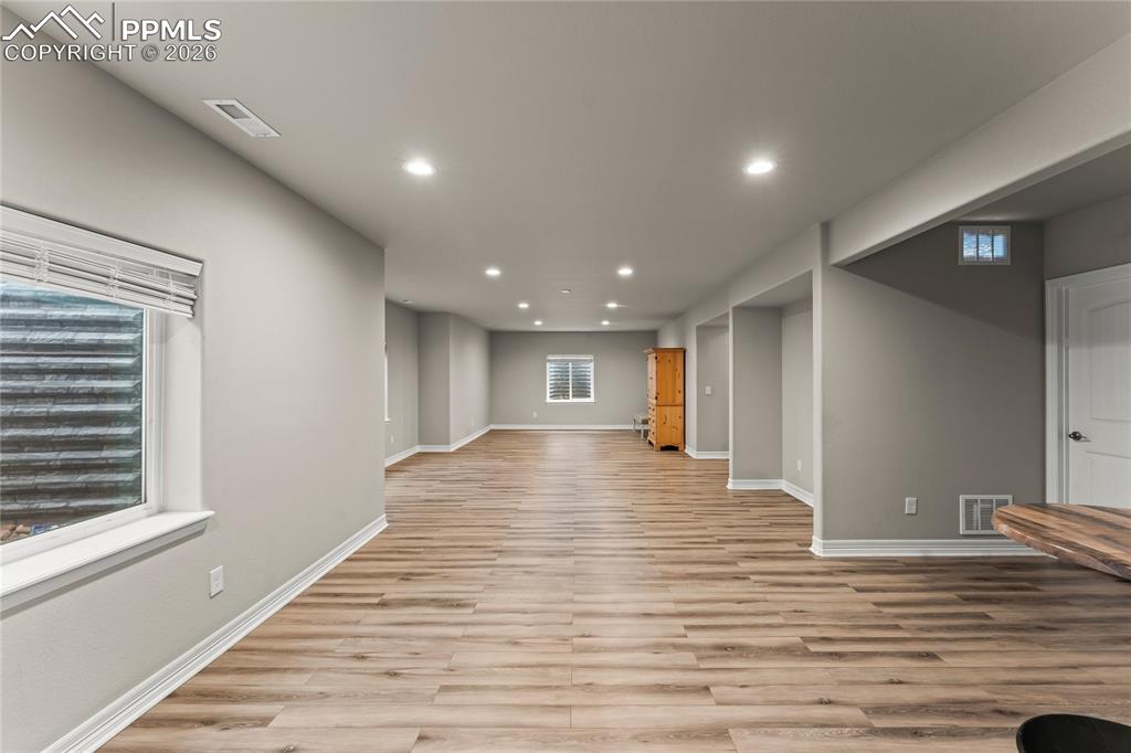 Image 26 of 28: Family Room