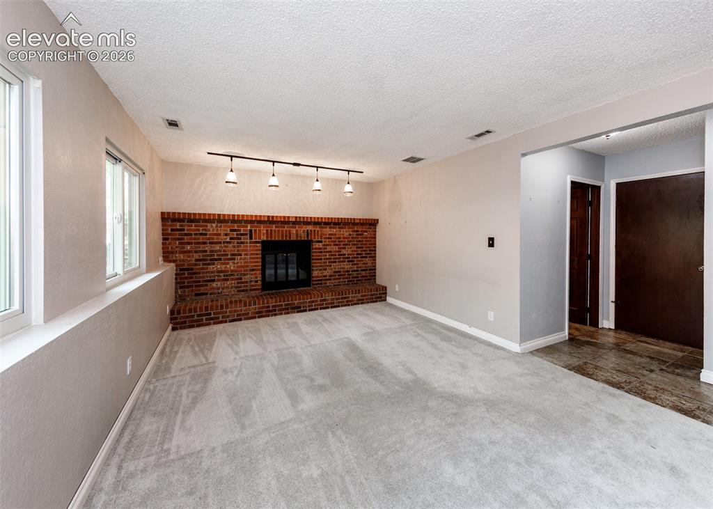 Image 17 of 48: Living Room