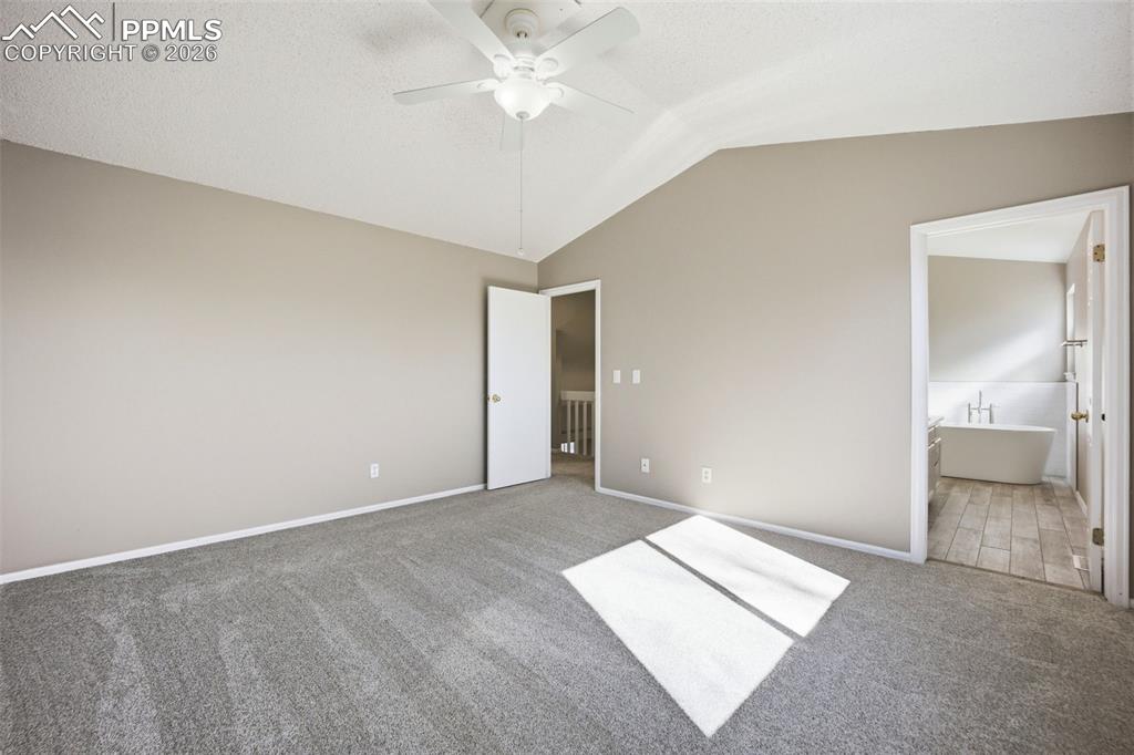 Image 20 of 50: Bedroom