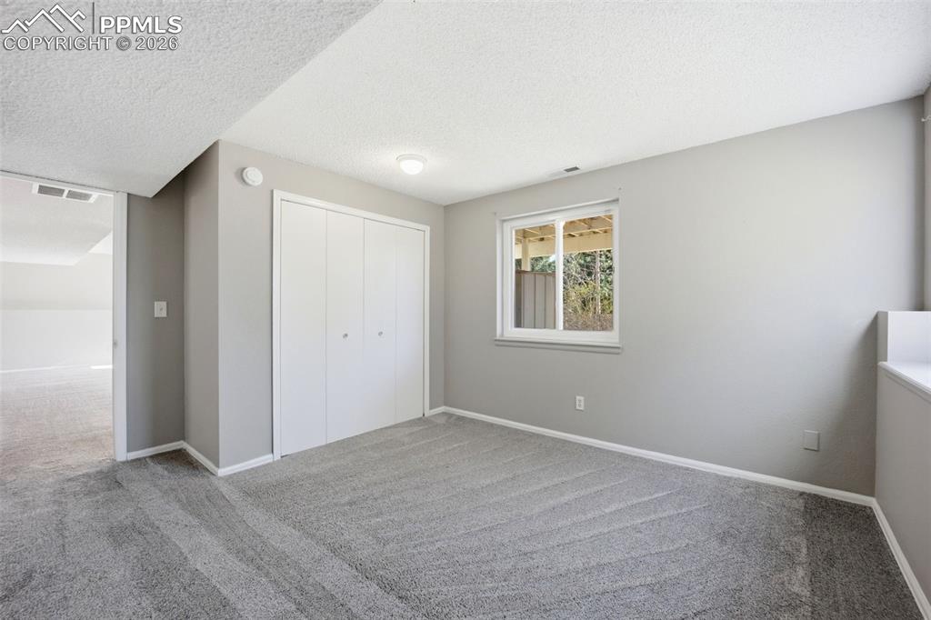 Image 37 of 50: Bedroom