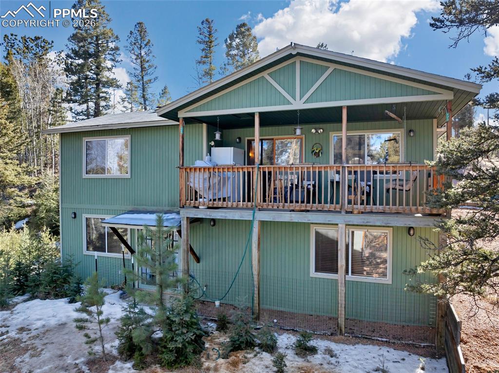 Image 43 of 48: Back of Structure