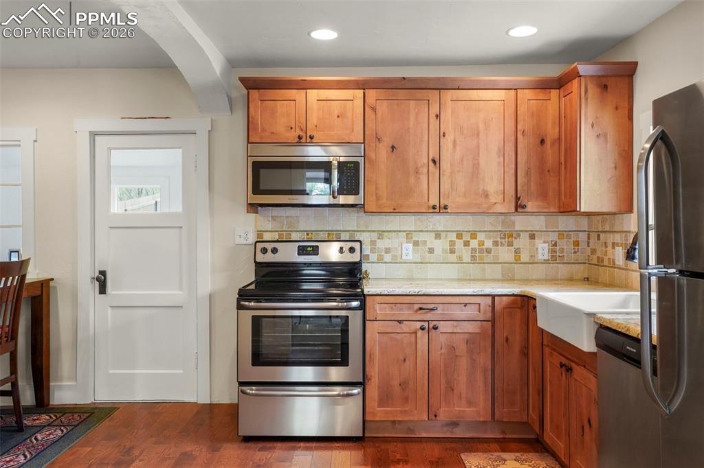 Image 8 of 29: New cabinets and appliances 2017.