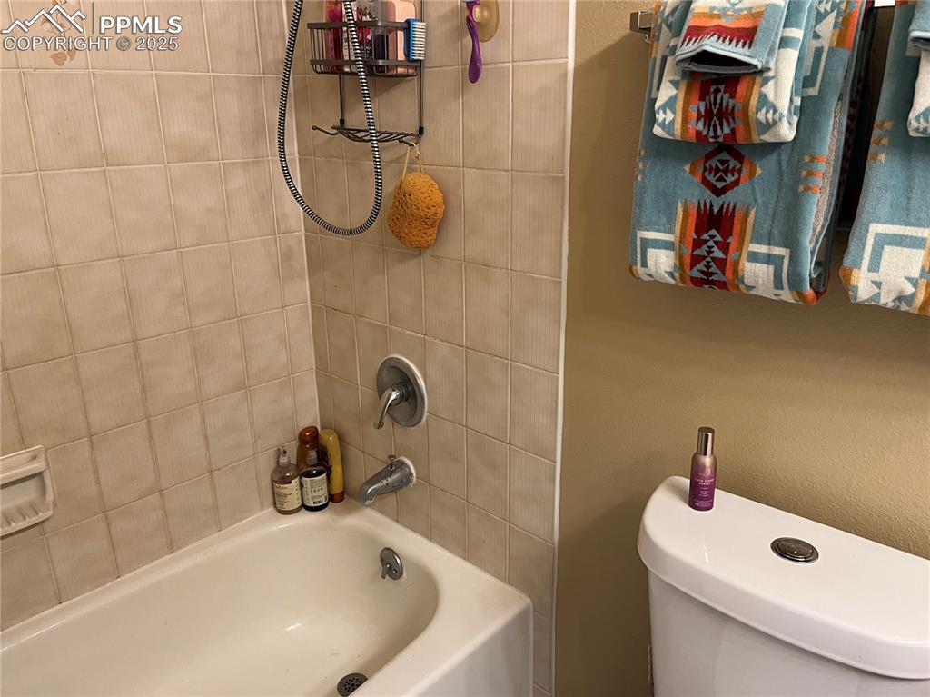 Image 15 of 17: Master Bathroom