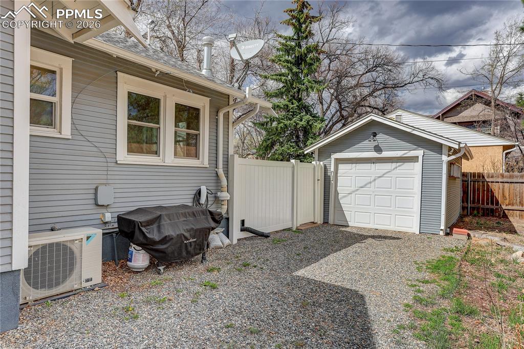 Image 20 of 20: Detached garage
