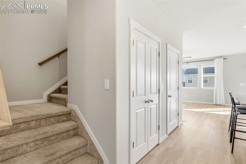 Image 29 of 50: Staircase
