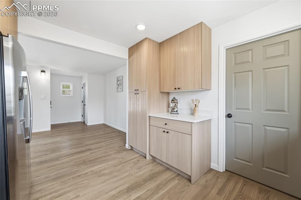 Image 12 of 22: Kitchen