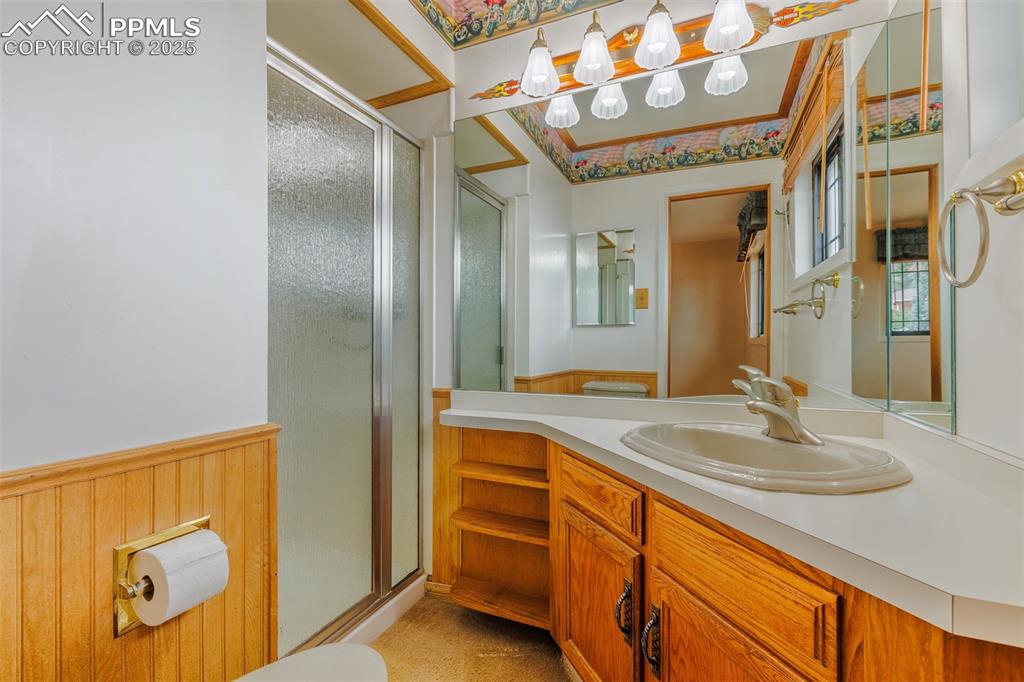 Image 22 of 46: Master Bedroom