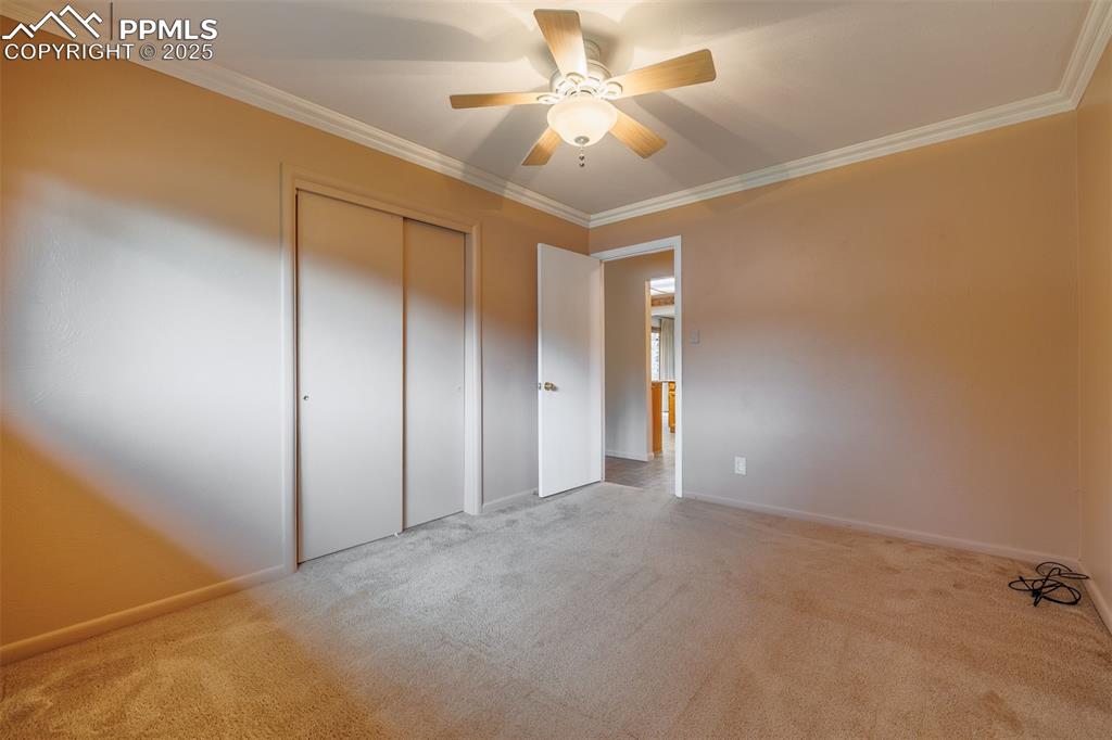 Image 27 of 46: Bedroom