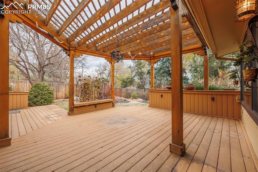 Image 28 of 46: Composite Deck with Pergola