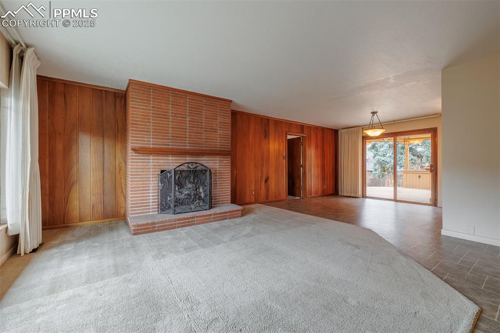 Image 8 of 46: Living Room