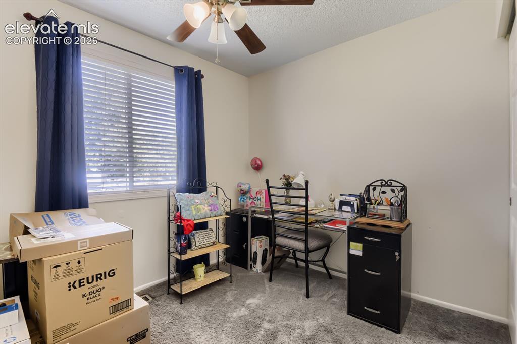 Image 15 of 24: Office